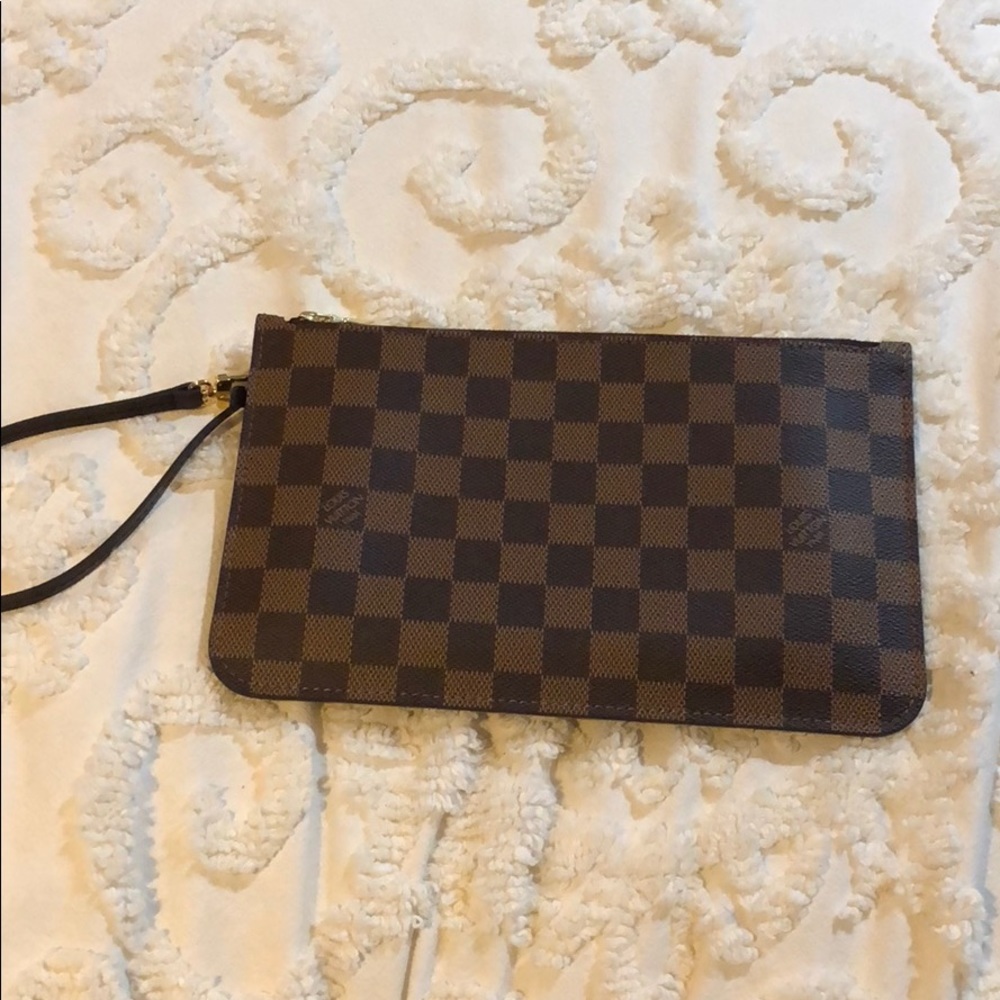 Authentic!! Louis Vuitton Daniel Ebene pouch